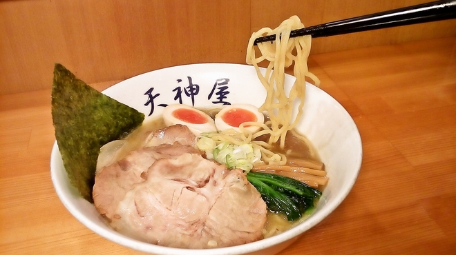 Akihabara Ramen Tenjinya - メイン写真: