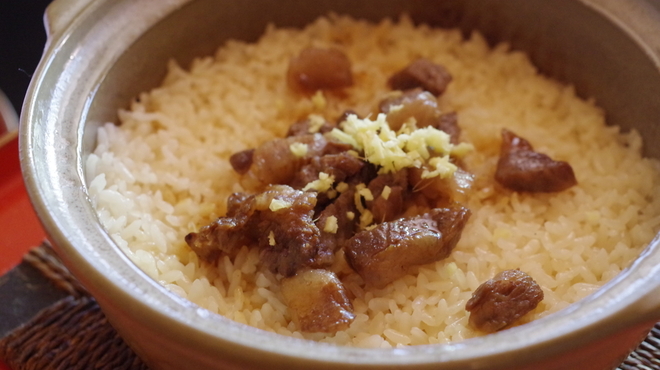 ぬなわや - 料理写真:三田牛の土鍋ご飯