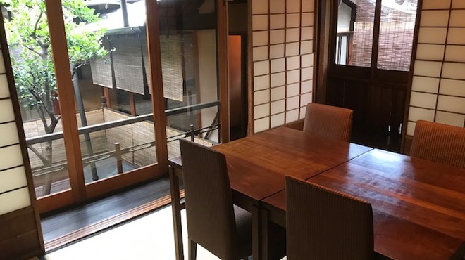 ぎをん桃庭 - 内観写真:文豪の谷崎潤一郎が好み執筆したとされる【谷崎の間】