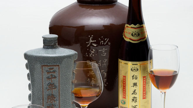 Huusuiju - ドリンク写真:紹興酒も各種取り揃えております。