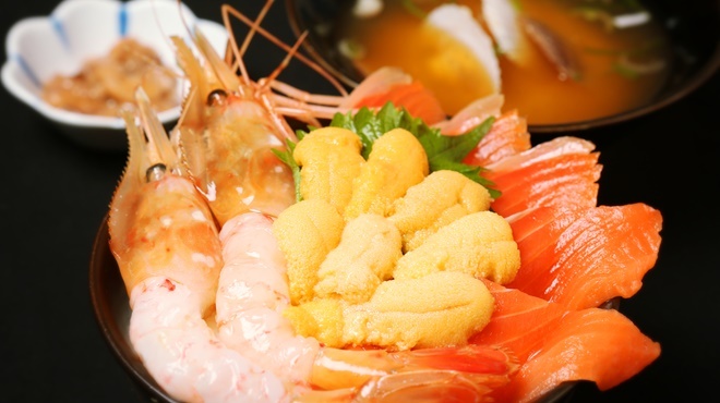 鮮魚食堂 かわしま - メイン写真: