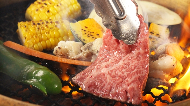 和牛炭火家やきや - メイン写真: