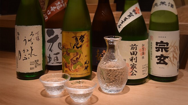 金沢まいもん寿司 珠姫 - ドリンク写真:北陸を中心に各地の地酒を豊富に取り揃えております。