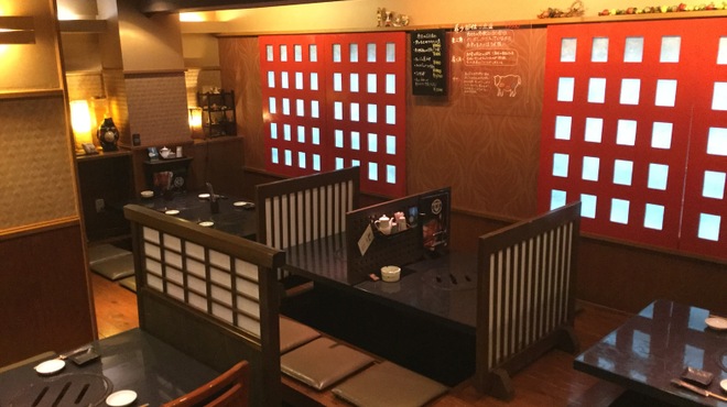 炭火焼肉 明翠園 - メイン写真: