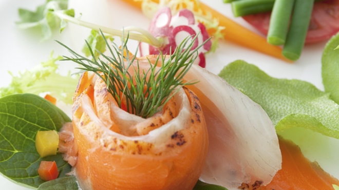 Le Cinque Kitahama - 料理写真:新鮮な魚と野菜を使った創作イタリアン