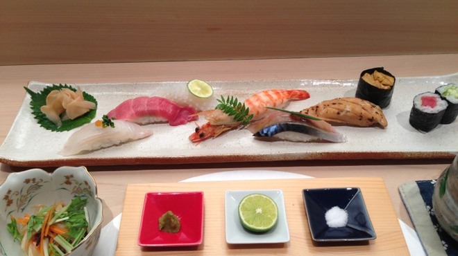 鮨あらき - 料理写真: