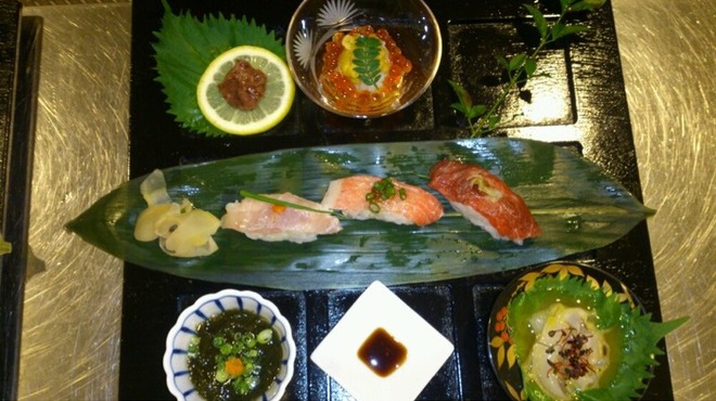 鮨あらき - 料理写真: