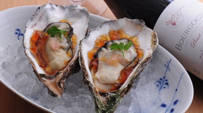 日本料理 まめ福 - 料理写真:低温蒸しの牡蠣小町　フィンガーライム添え