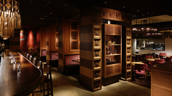 GRAND HOURS - メイン写真: