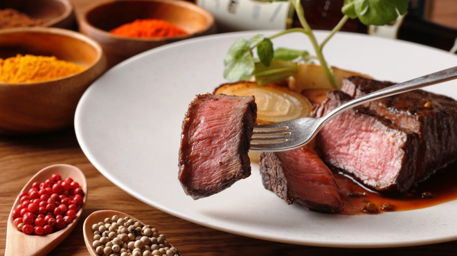 The Living Room with SKY BAR - メイン写真: