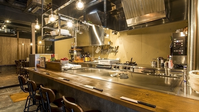 ビストロ鉄板Touya - メイン写真: