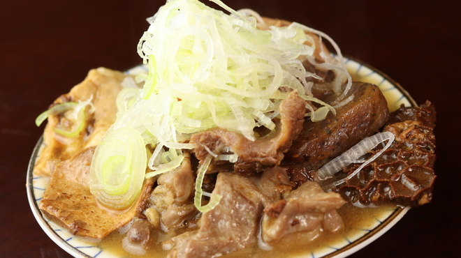 もつ焼き煮込み鶴田 - メイン写真: