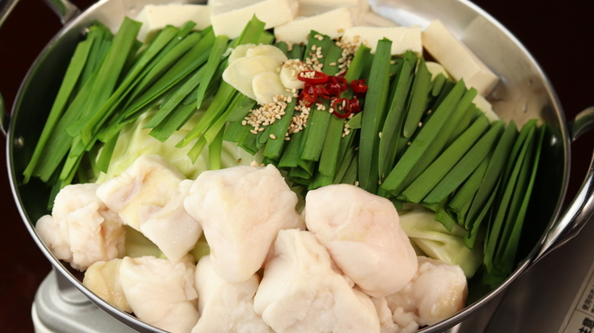 もつ焼き煮込み鶴田 - メイン写真: