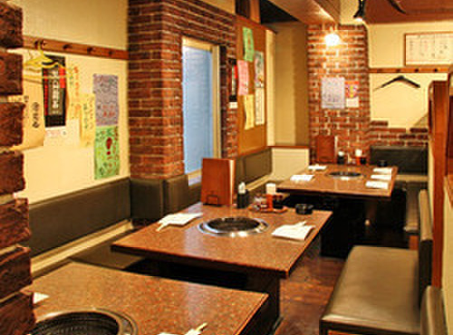 池袋 焼肉ちからや - 内観写真: