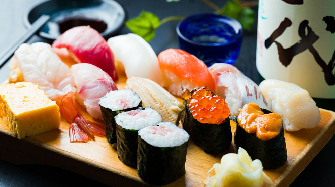 Sushi Sakaba Sushiichi - メイン写真: