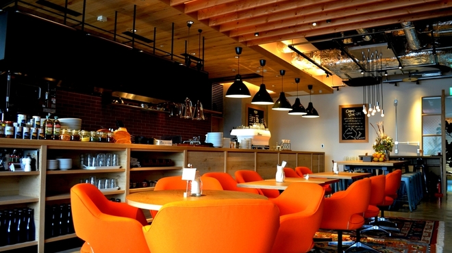 ラテ グラフィック - メイン写真: