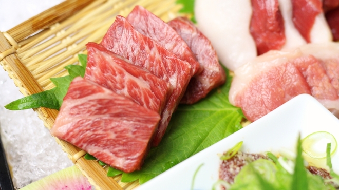 馬肉・活魚・四季旬感 三本松 - メイン写真: