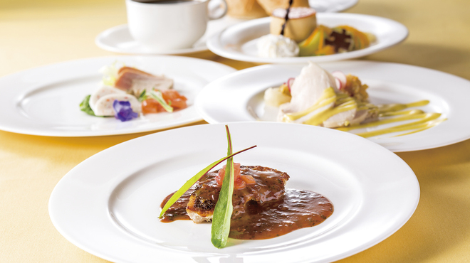 Cafe& Restaurant OASIS - メイン写真: