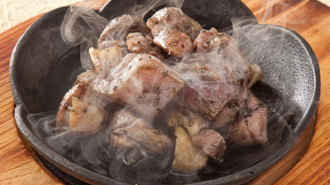 水炊き もつ鍋 鳥料理 博多 華味鳥 - メイン写真: