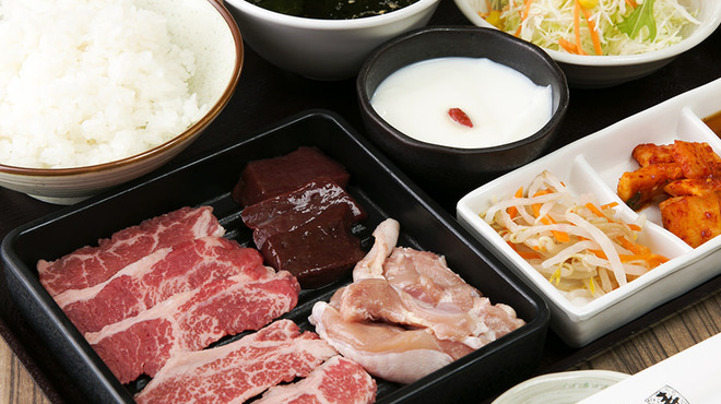 炭火焼肉寿恵比呂 - メイン写真: