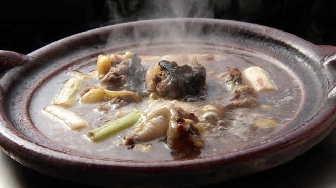 料亭か茂免 - 料理写真:か茂免名物「すっぽん鍋」
