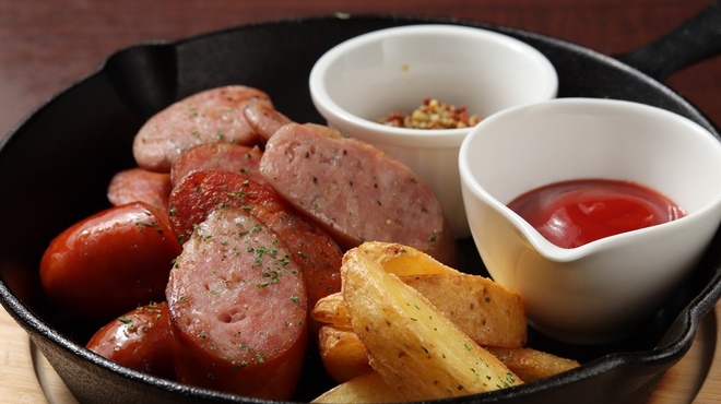 Darts&Dining 雷神 - メイン写真: