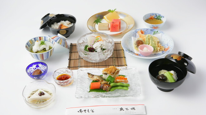 Uosaburou - 料理写真:受け継がれる伝統のお味