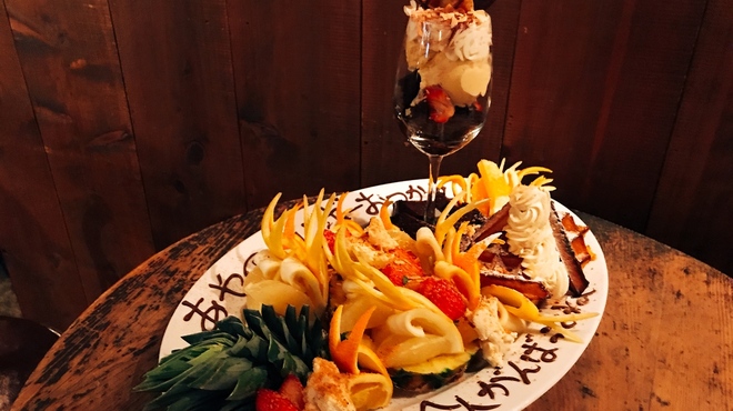 Cafe＆Wine Dining Rainbow - メイン写真: