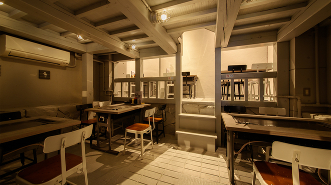 もんじゃ焼き×鉄板串 東京HoneyBee - メイン写真: