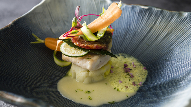 フランス料理 アジュール(ヨコハマ グランド インターコンチネンタル ホテル) - 料理写真: