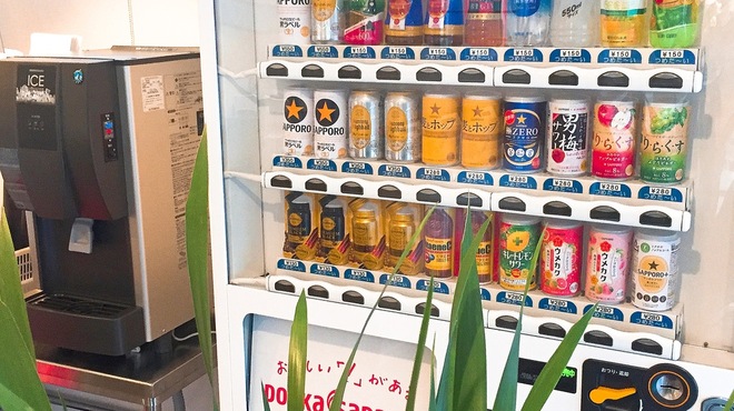 Shinshunya - ドリンク写真:アルコールは自販機にてご購入頂けます