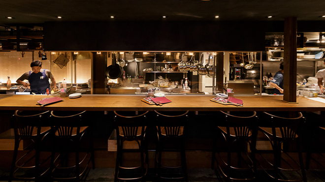 炭火とワイン 烏丸店 烏丸/バル・バール [食べログ]