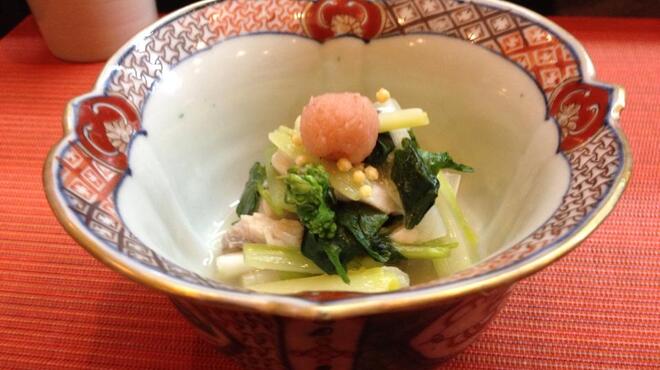 高麗橋桜花 - 料理写真:和え物の美味しさが日本料理の魅力の一つですね。