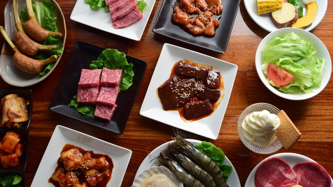 炭火焼肉 しちりん亭 - メイン写真: