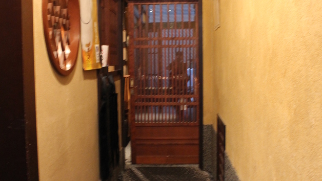 目黒川魚金 - 内観写真: