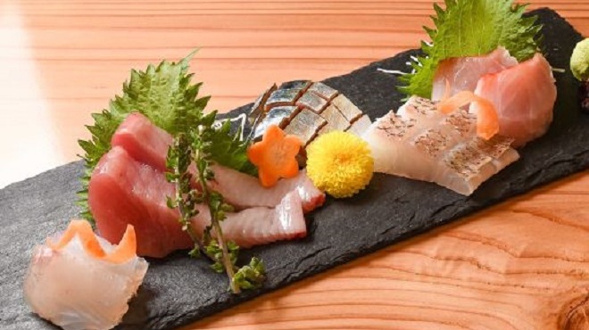 魚料理・もつ鍋  山咲き - メイン写真: