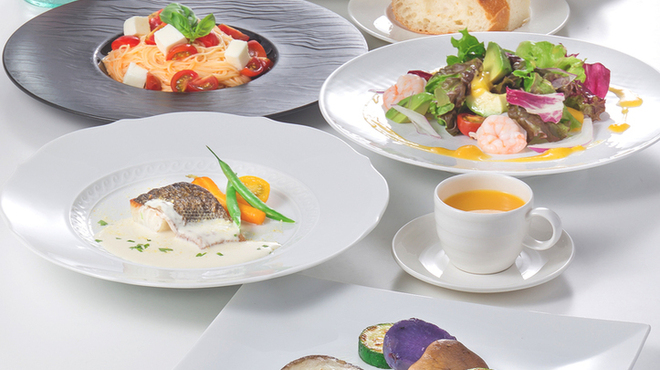 カーロ・エ・カーラ - 料理写真:アゴスト