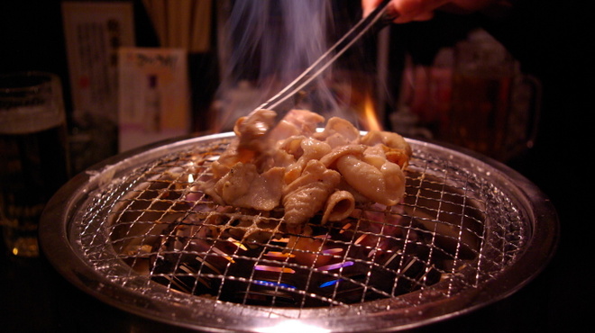 Sendai Horumon Yakiniku Tokiwatei Kawadairaten - 料理写真:自慢の塩ホルモンは、零温熟成でプリプリの食感！