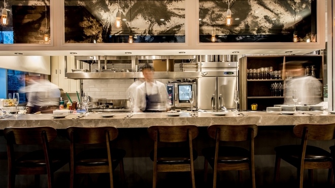 bar a vin CROISEE - メイン写真: