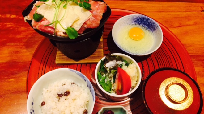 やまと 楽 - 料理写真:鶏すき定食