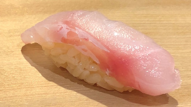 鮨 しみづ - 料理写真:白甘鯛昆布締め