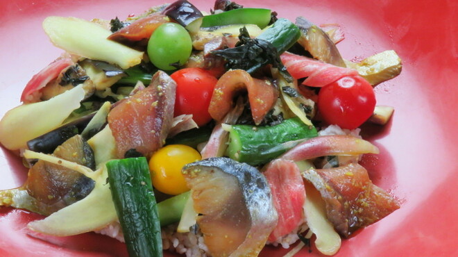 八百屋カフェ - メイン写真: