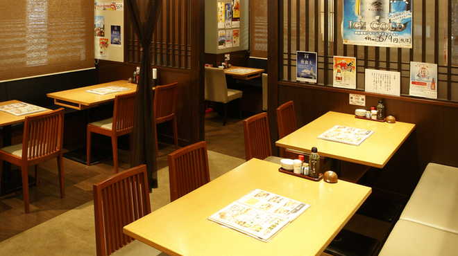 沼津魚がし鮨 - 内観写真: