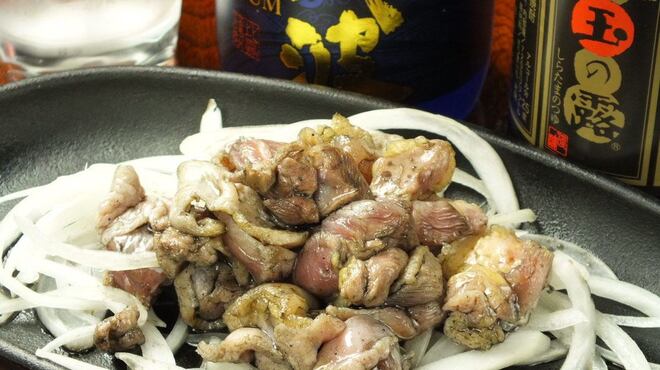 炭火焼鳥　おか田 - メイン写真: