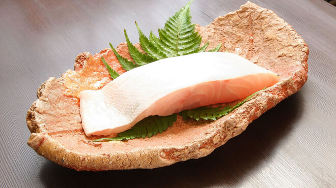 和飾 義三 - 料理写真:幻の高級魚・天然クエ