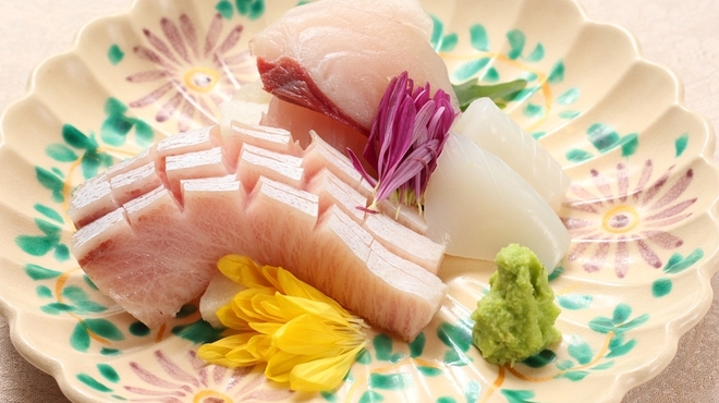 彩席 かわかみ - 料理写真:季節の鮮魚盛り合わせ