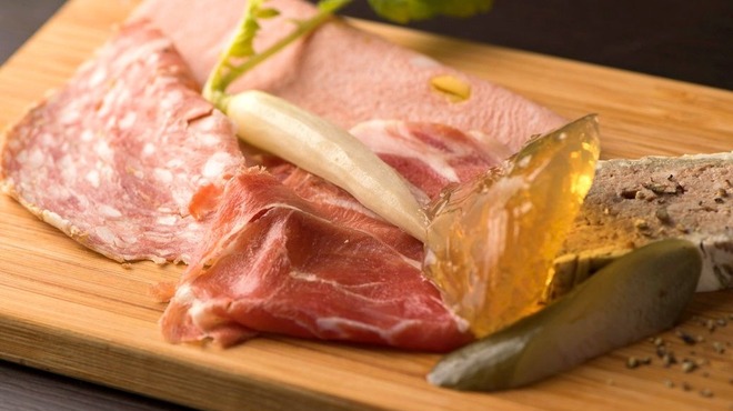 アンジュヴィンヤード ワイン&バー - メイン写真: