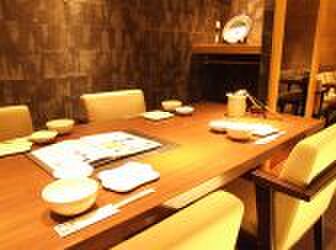 水炊き もつ鍋 鳥料理 博多 華味鳥 - メイン写真: