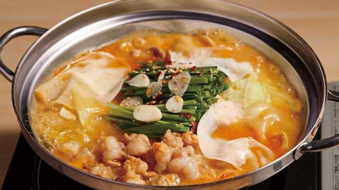 水炊き もつ鍋 鳥料理 博多 華味鳥 新宿三井ビル店 By Myanmar （【旧店名】とり酒場 博多華善