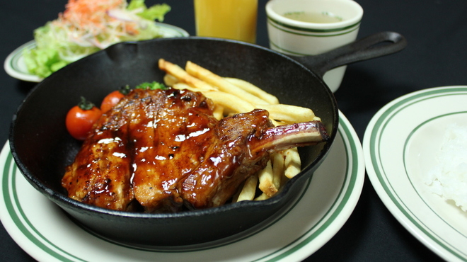 GRILL & BAR うしすけ - メイン写真: